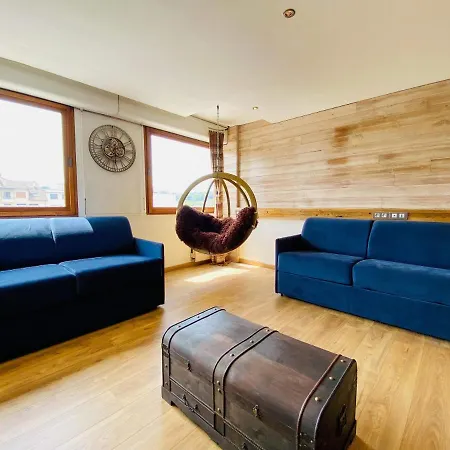 La Venise Annécienne - Studio lumineux, avec parking privé gratuit, proche gare Annecy Extérieur photo